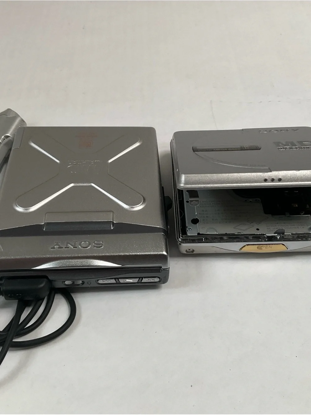 Vintage Sony MD player Bundle MZ-EP11 and MZ-e35